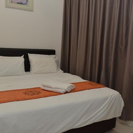 My Daily Homestay - Miri Times Square Bagian luar foto
