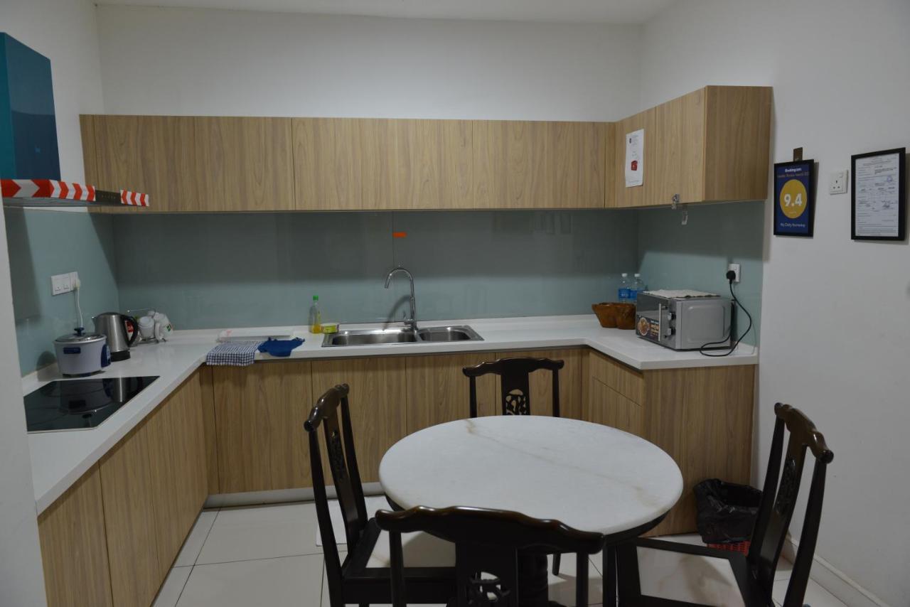 My Daily Homestay - Miri Times Square Bagian luar foto