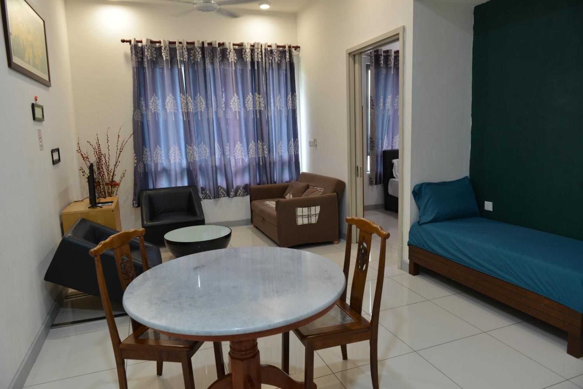 My Daily Homestay - Miri Times Square Bagian luar foto