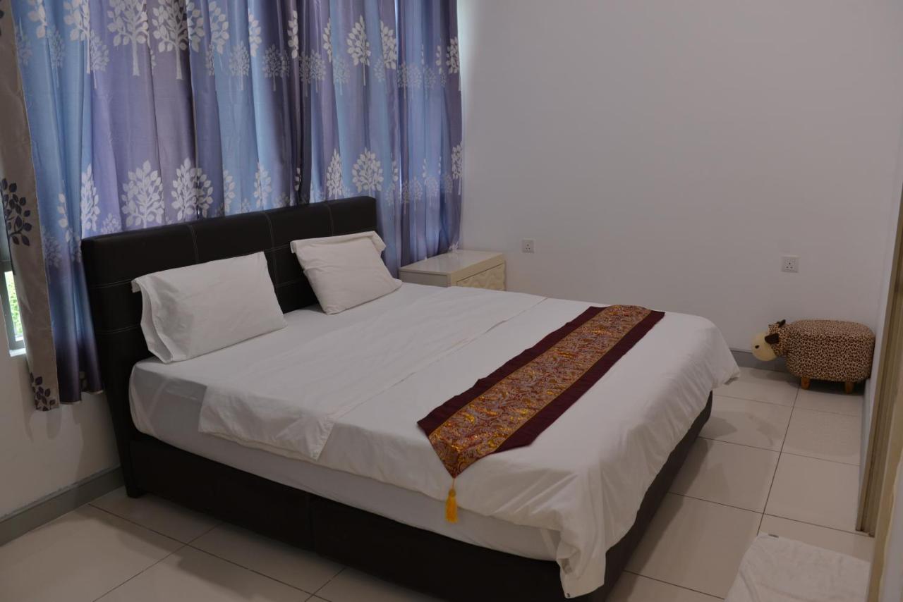 My Daily Homestay - Miri Times Square Bagian luar foto